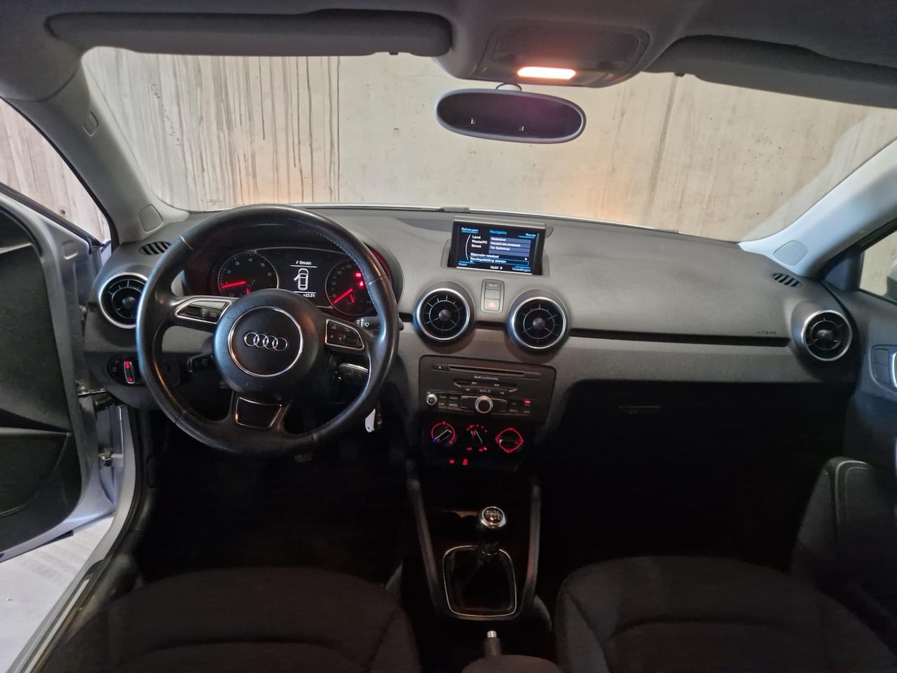 Audi A1 - 1.4 TFSI Attraction Pro Line Business 1.4 TFSI Attraction Pro Line Business - AutoWereld.nl