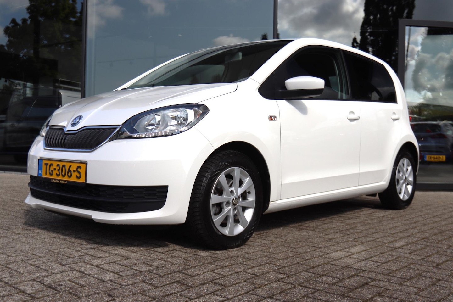 Skoda Citigo - 1.0 GT AMBITION 5-DEURS CRUISE | LM VELGEN | PRIVACY GLASS | JBL - AutoWereld.nl