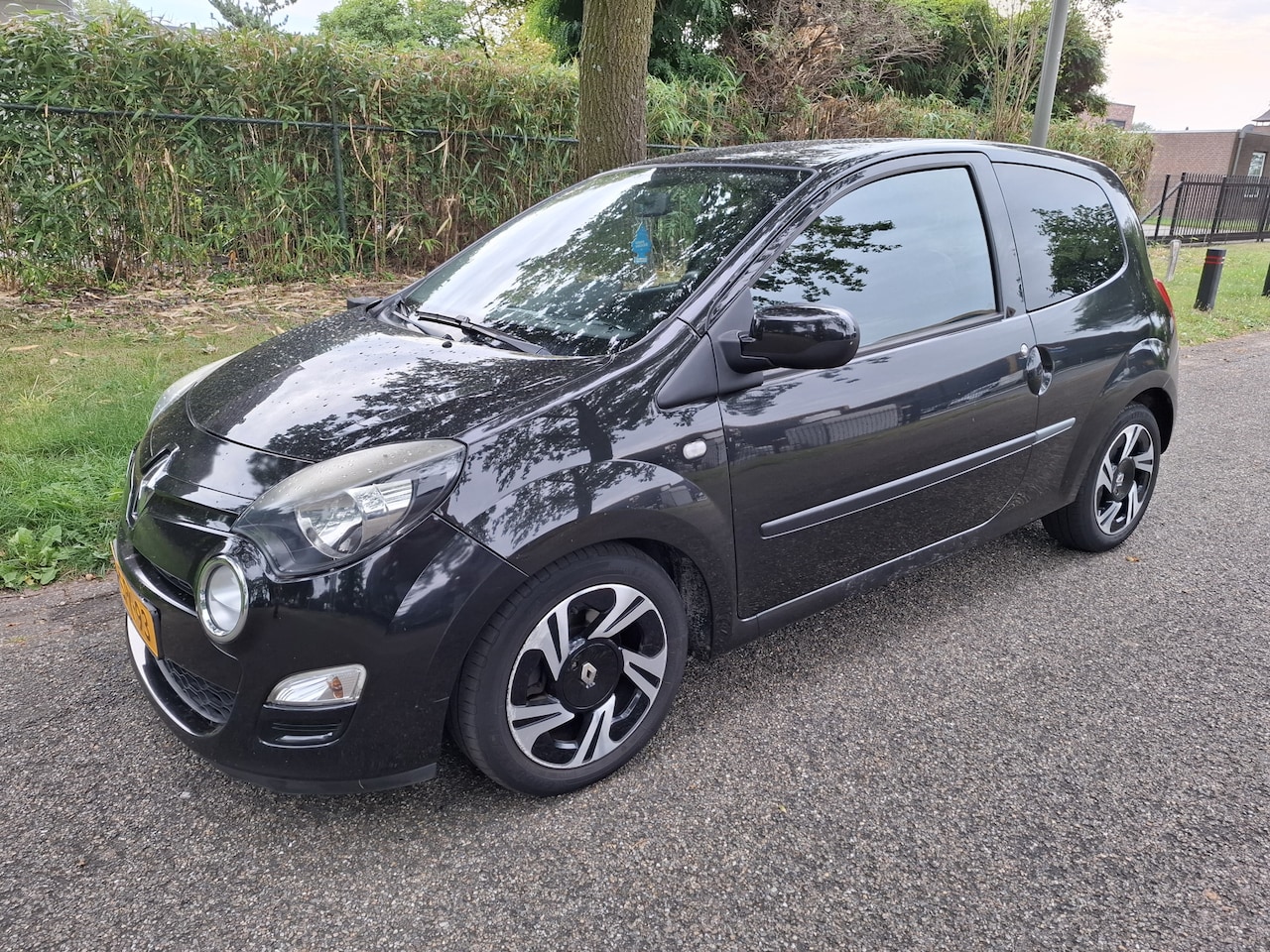 Renault Twingo - 1.2 16V Dynamique Automaat | Airco | Lichtmetalen velgen - AutoWereld.nl