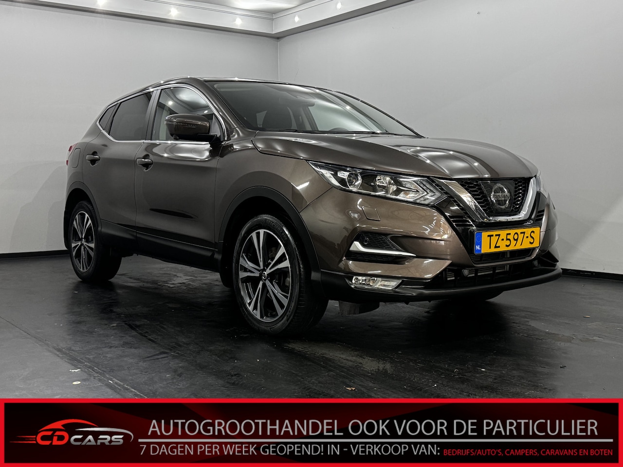 Nissan Qashqai - 1.2 N-Connecta Clima, 360 camera, Keyless start, Navi, Stoelverwarming, Cruise control - AutoWereld.nl