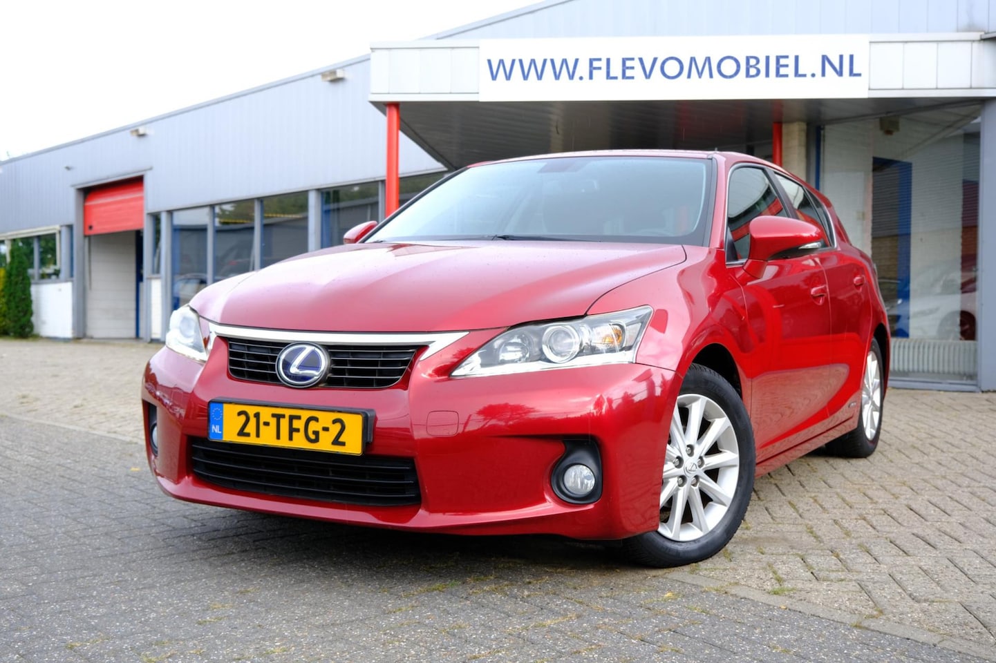 Lexus CT 200h - Aut. Business Line Parkeercamera|Clima|LMV 16" - AutoWereld.nl