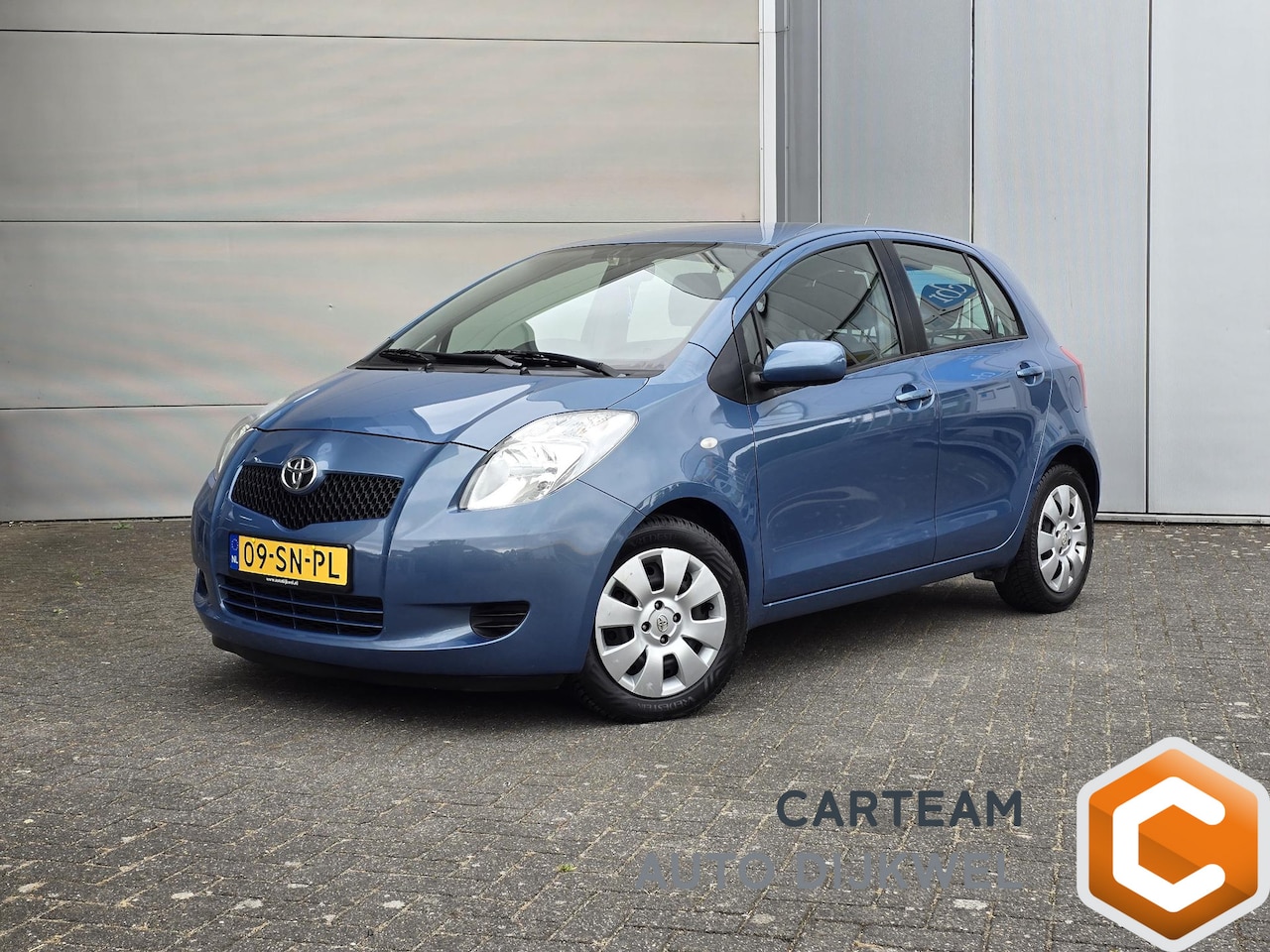 Toyota Yaris - 1.3 VVT-i Sol 1.3 VVTi Sol - AutoWereld.nl