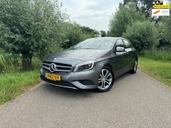 Mercedes-Benz A-klasse - 180 Ambition / Airco / Navi / Sportstoelen / Xenon / PDC / Nap