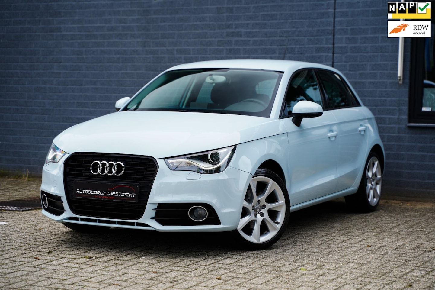 Audi A1 Sportback - 1.4 TFSI Ambition 1.4 TFSI Ambition 122pk, Navigatie, Led - AutoWereld.nl