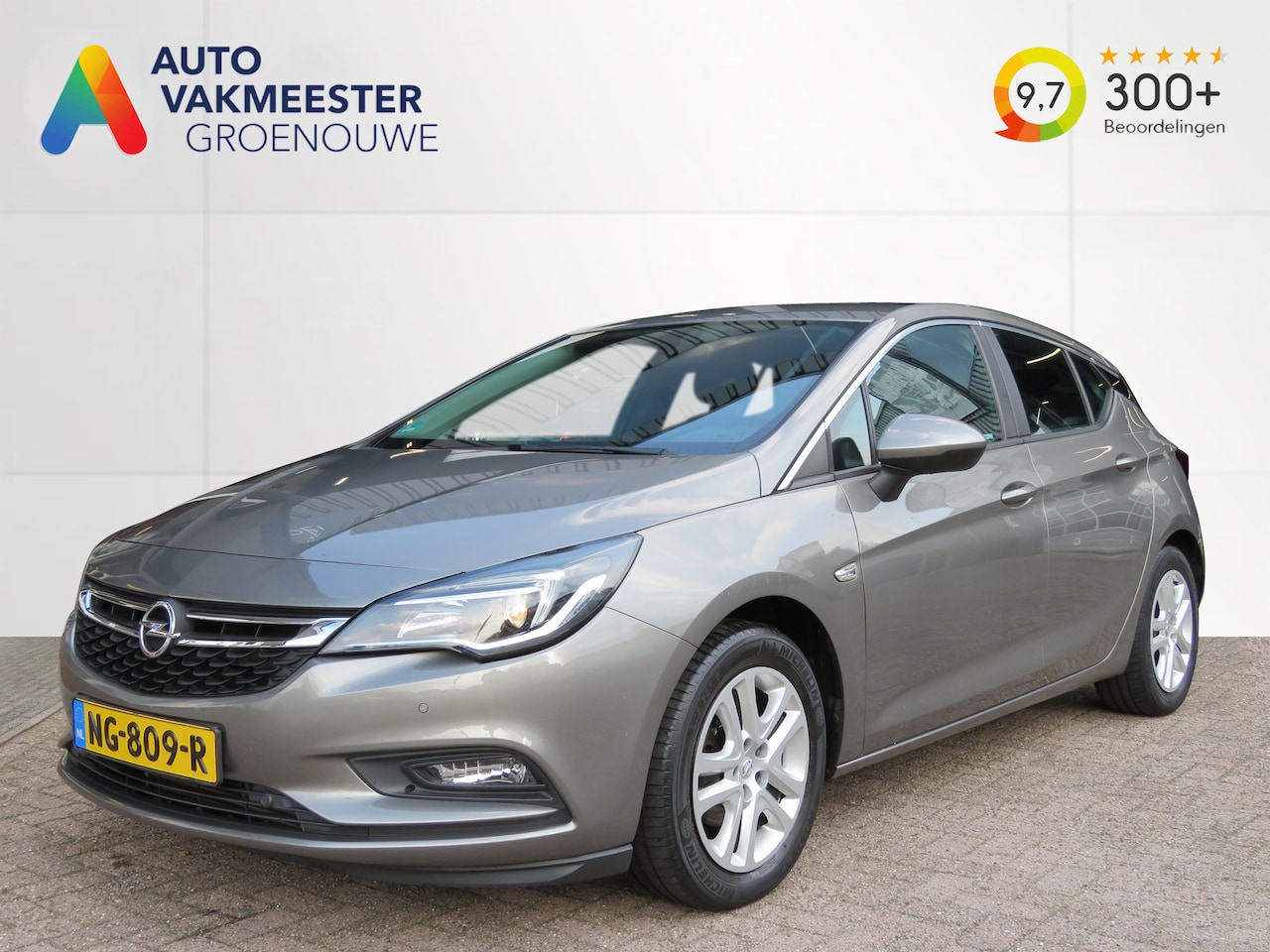 Opel Astra - 1.4 150pk Online Edition / Navigatie / Trekhaak / BOVAG garantie - AutoWereld.nl