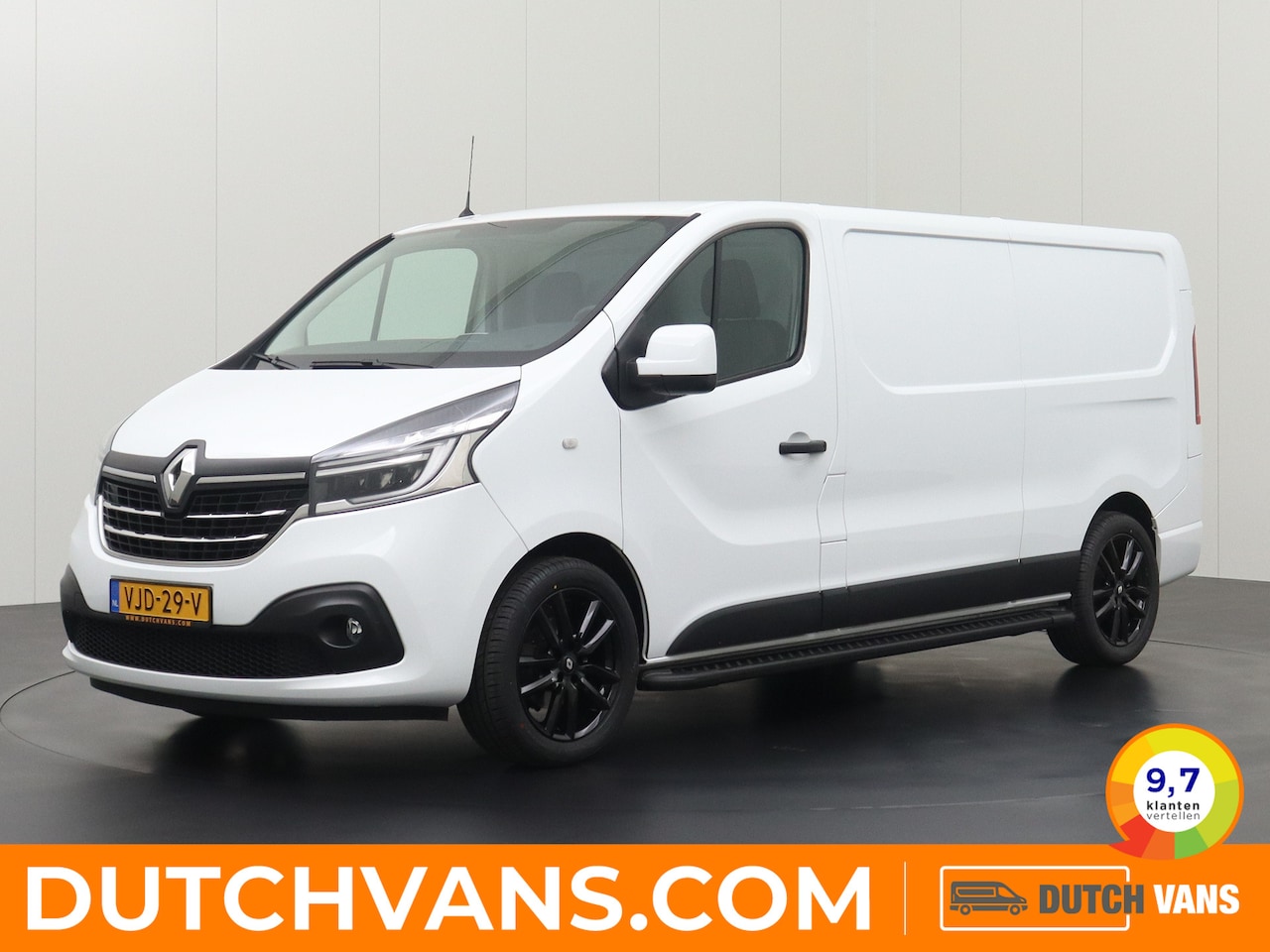 Renault Trafic - 2.0DCi 120PK Lang Work Edition | Navigatie | Airco | Cruise | 3-Persoons | Trekhaak - AutoWereld.nl