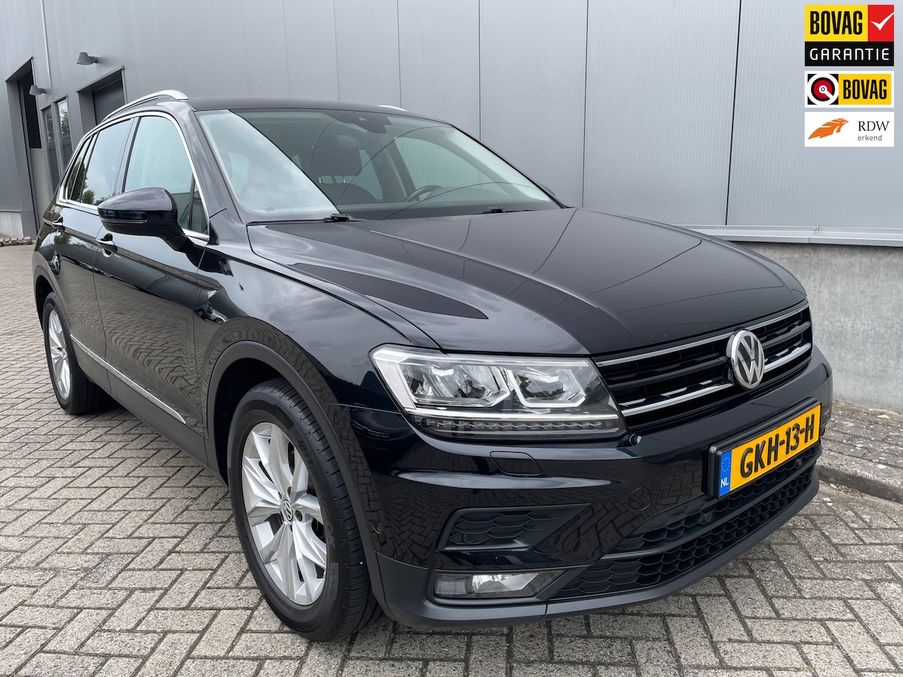 Volkswagen Tiguan - 1.4 TSI 4Motion Highline / Camera / Navigatie - AutoWereld.nl