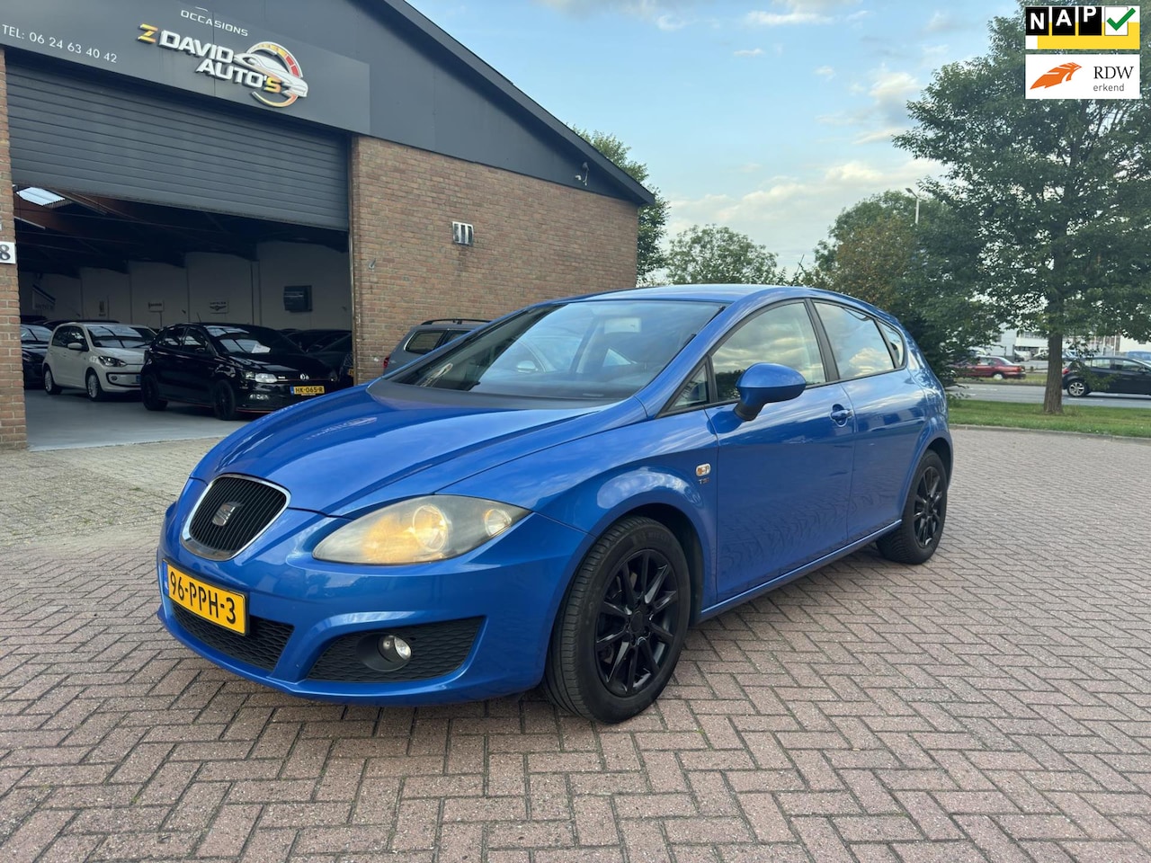 Seat Leon - 1.8 TFSI Businessline Automaat \ trekhaak - AutoWereld.nl