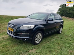 Audi Q7 - 4.2 FSI quattro Pro Line+ Leder El. Stoelen met geheugen rijdt schakelt nieuw