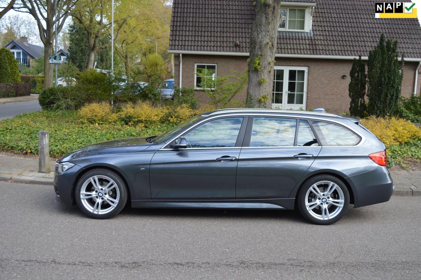 BMW 3-serie Touring - 320i Exe M-pakket/org NL/NAP - AutoWereld.nl