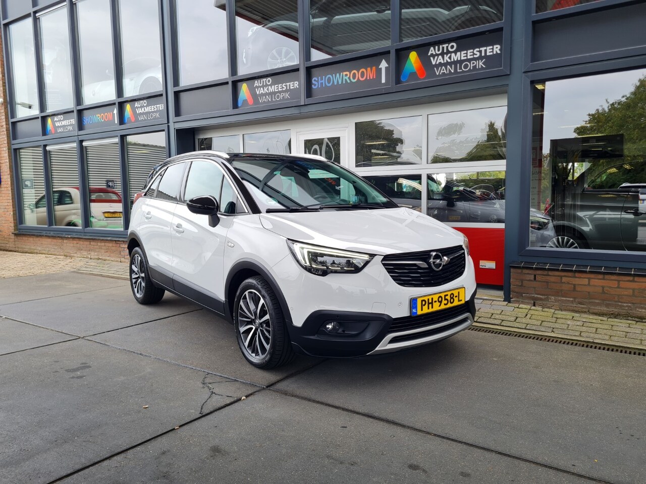 Opel Crossland X - 1.2 Turbo 110pk Innovation FULL OPt. Camera Trekh Led all-in + 6 mnd garantie. - AutoWereld.nl