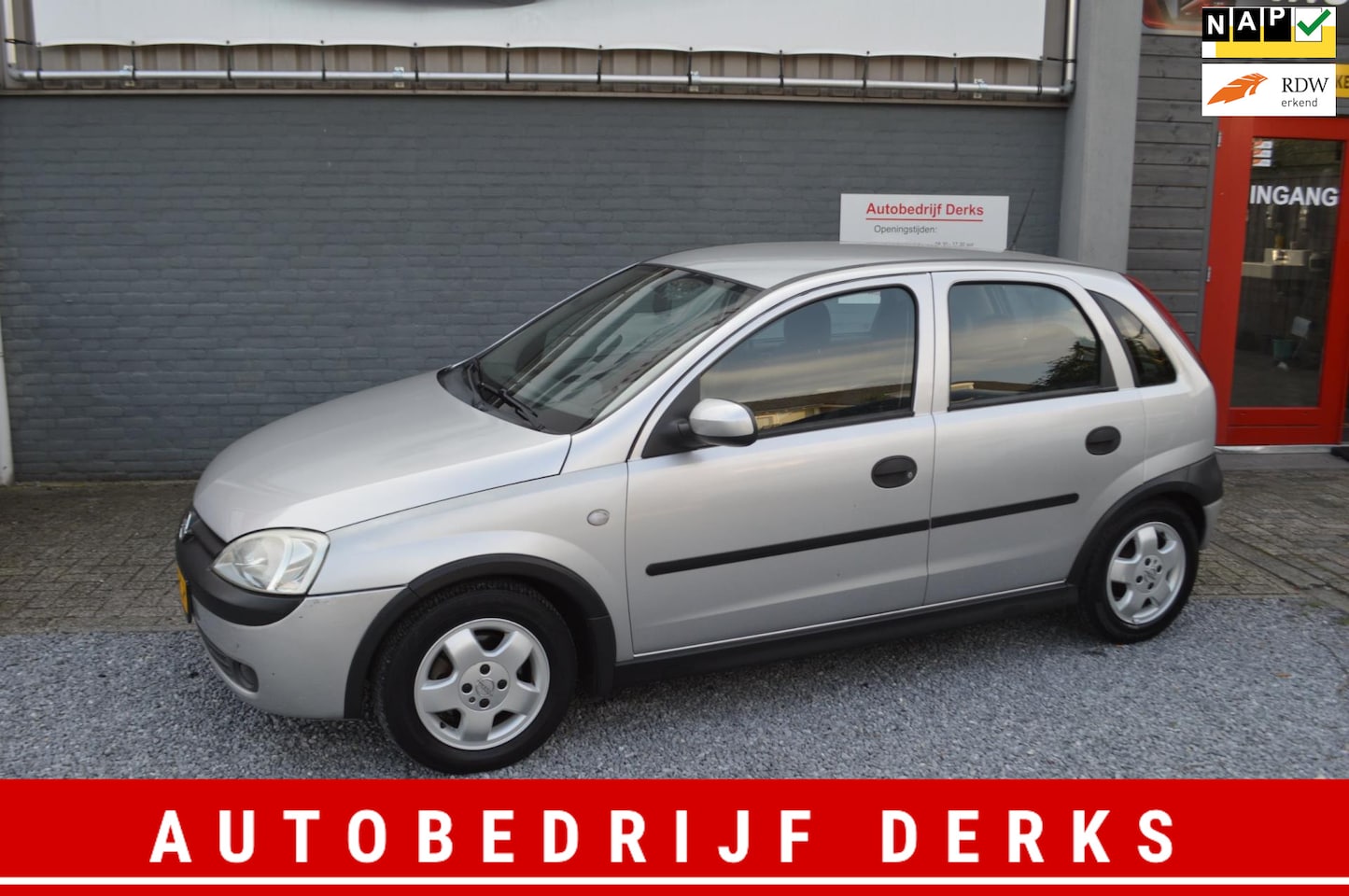 Opel Corsa - 1.4-16V Elegance Automaat Airco 5Drs Stuurbekrachtiging - AutoWereld.nl