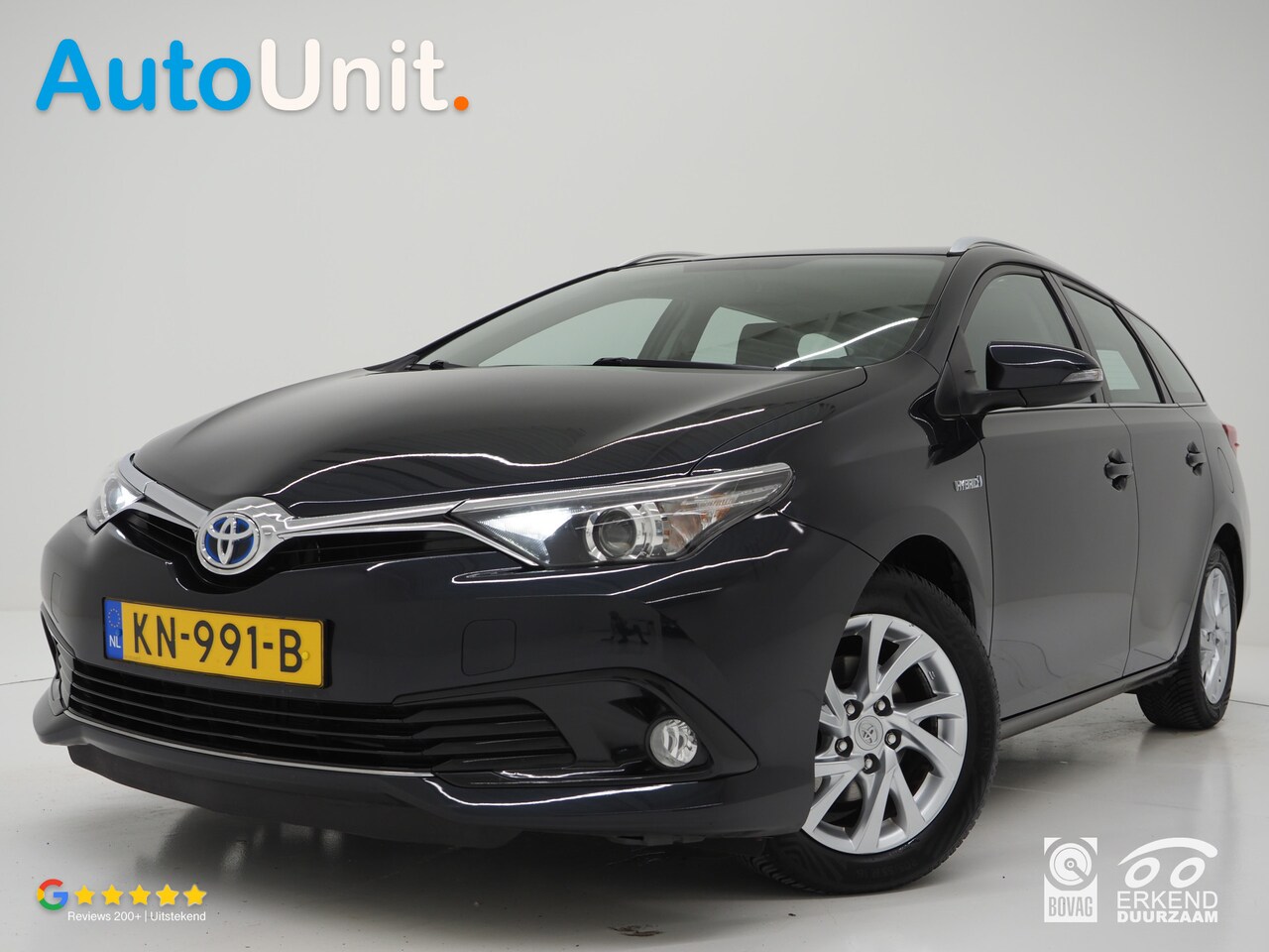 Toyota Auris Touring Sports - 1.8 Hybrid Aspiration | Camera | Climate | Cruise | Navigatie - AutoWereld.nl