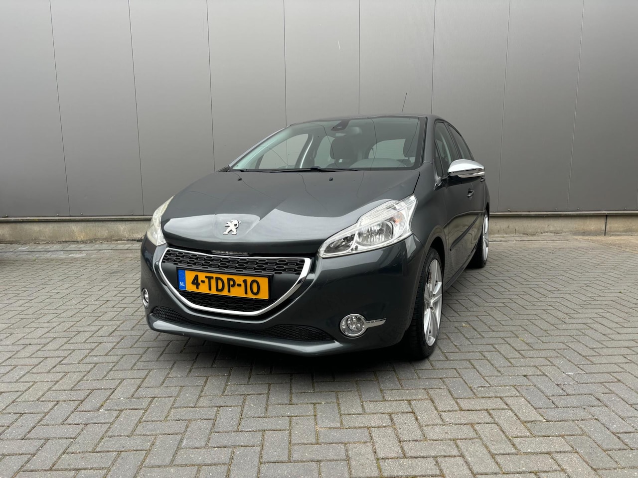 Peugeot 208 - 1.2 Vti Envy 1.2 VTi Envy - AutoWereld.nl