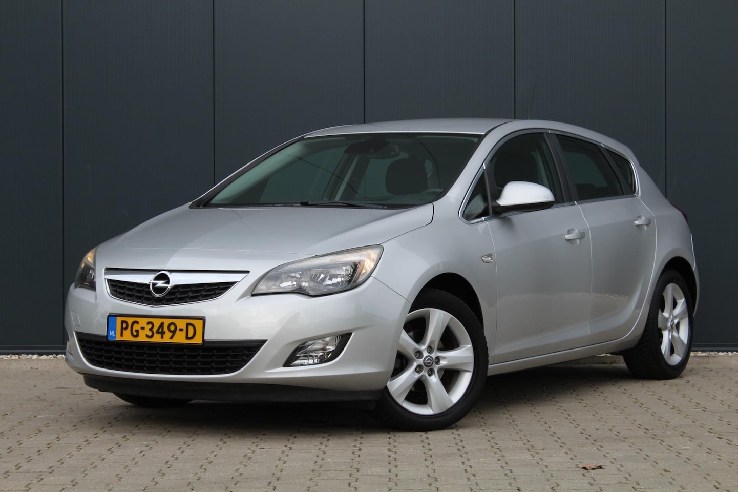 Opel Astra - 1.4 Turbo GT | Clima / Cruise control | Elektrische ramen | APK | - AutoWereld.nl