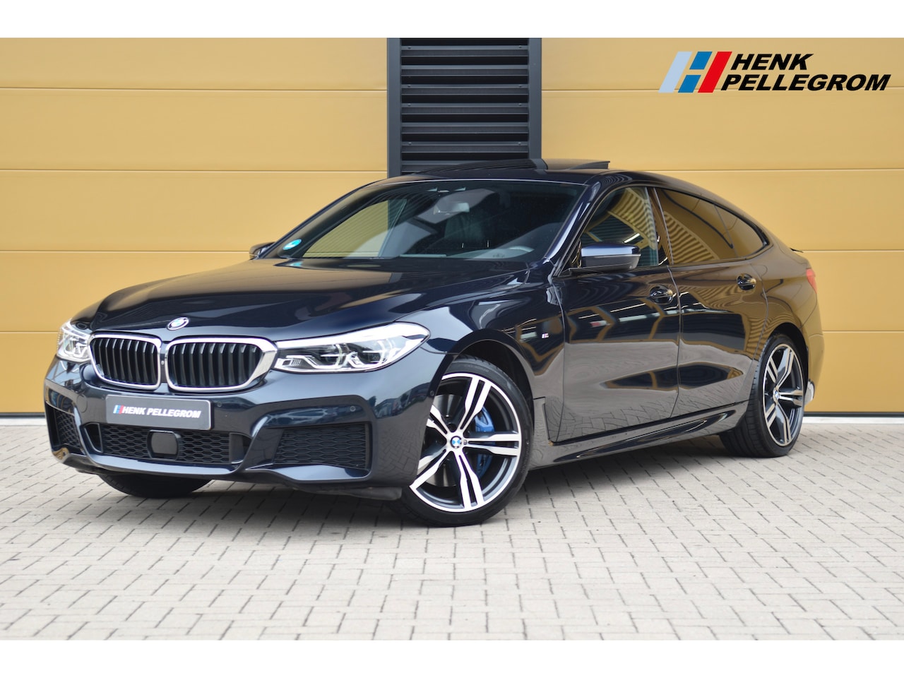 BMW 6-serie Gran Turismo - 640i xDrive High Executive * M Sportpakket * Comfortstoelen * Trekhaak * Panoramadak * - AutoWereld.nl