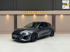 Audi RS3 - Sportback 2.5 TFSI quattro / PANORAMA/B&O/KEYLESS/CAMERA/BLINDSPOT