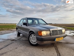 Mercedes-Benz 190-serie - 2.0 E Met 2 jaar APK