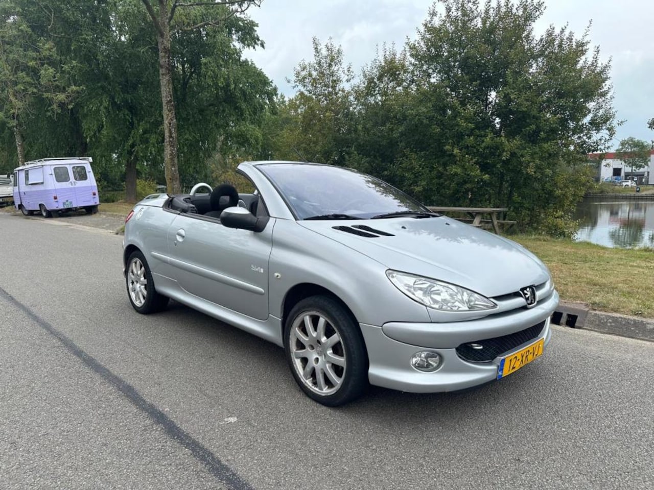 Peugeot 206 CC - 1.6-16V Quiksilver apk 02-09-2025 - AutoWereld.nl