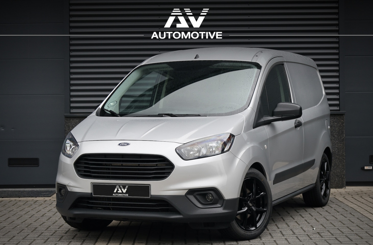 Ford Transit Courier - 1.0 Ecoboost 100PK | Airco | Cruise control | Stoelverwarming Bluetooth | MF Stuur | Schui - AutoWereld.nl