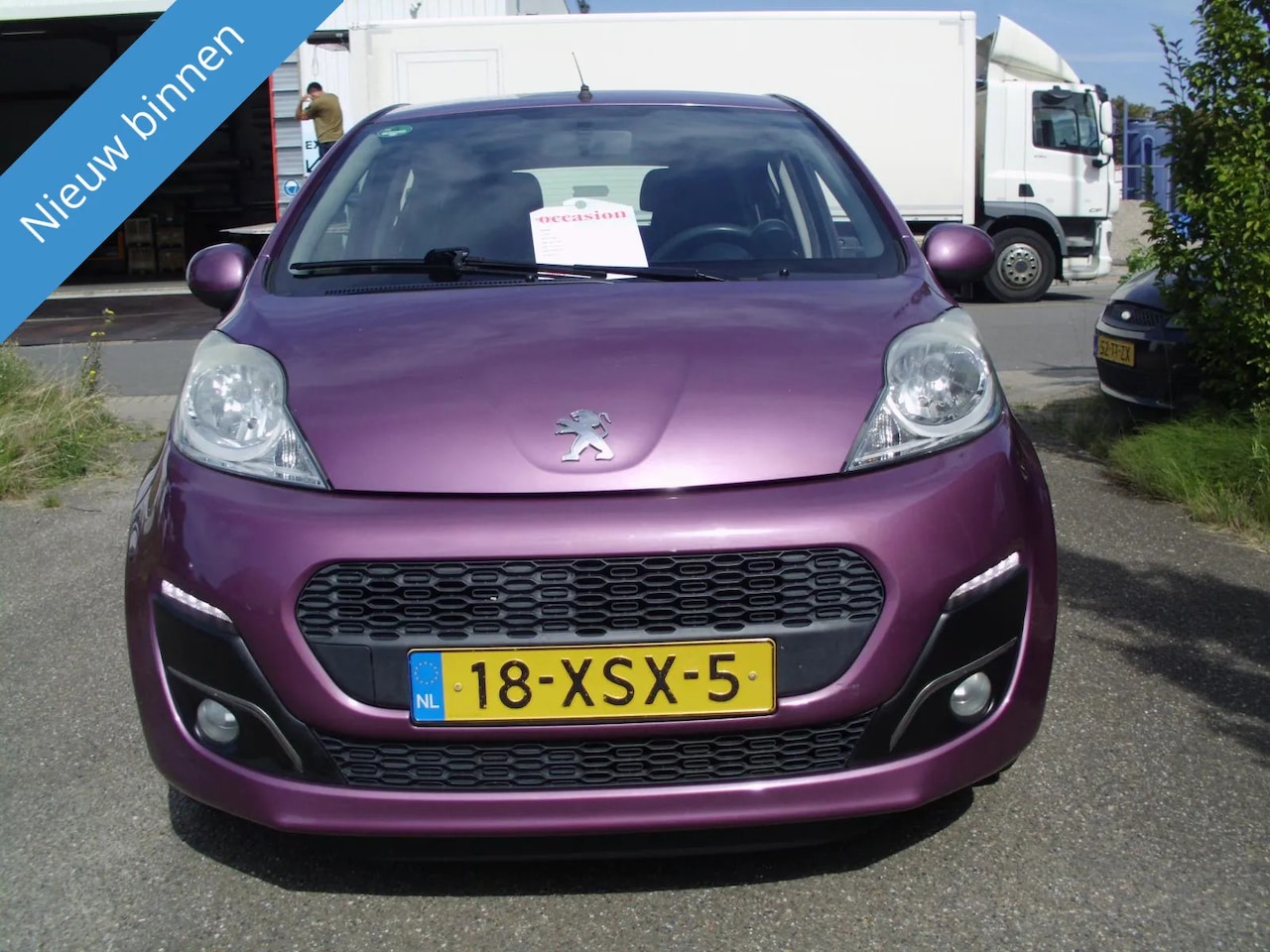 Peugeot 107 - PEUGEOT 1.0 MET AIRO NAVI 5 DEURS 2012 - AutoWereld.nl