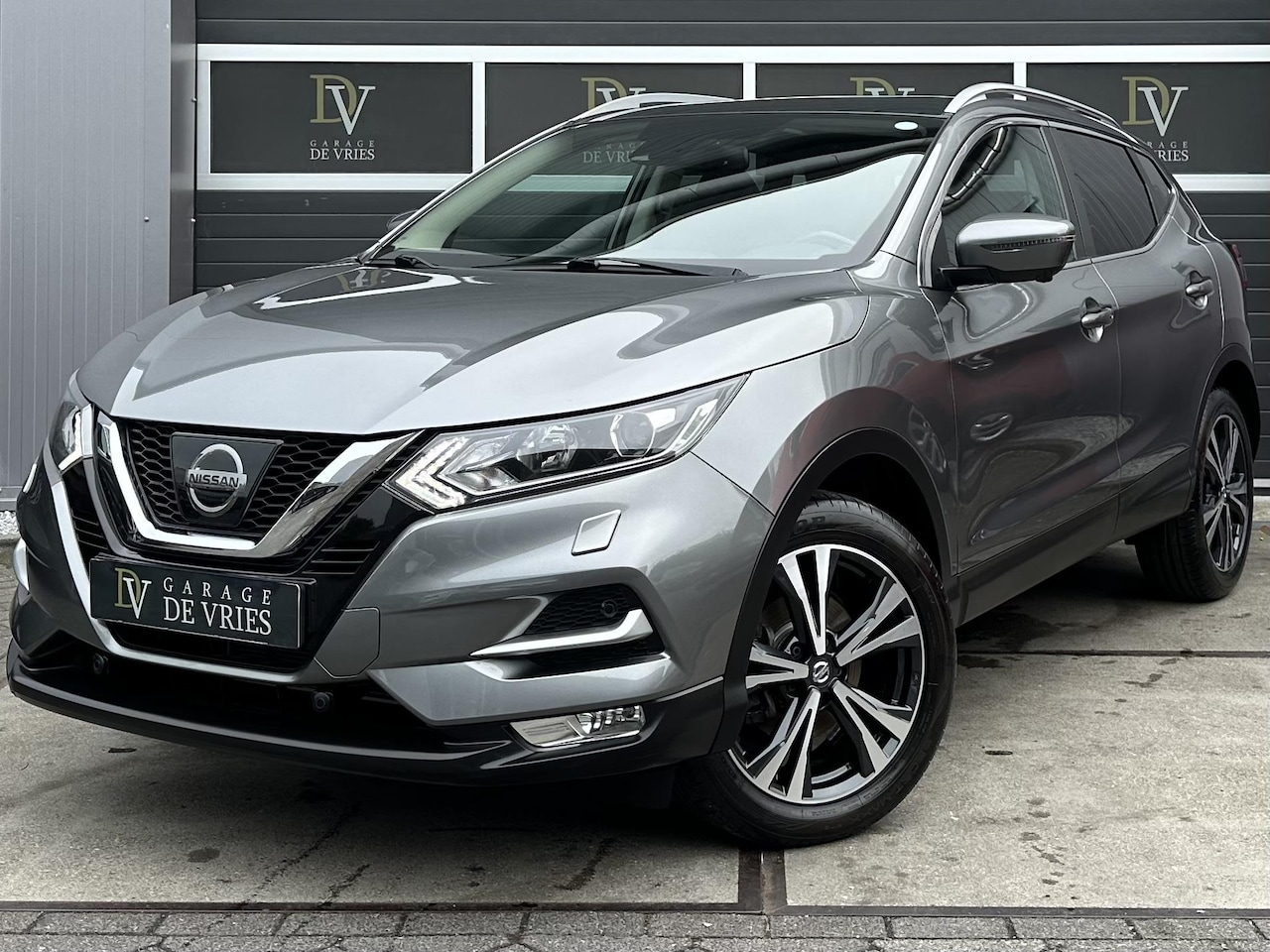 Nissan Qashqai - 1.2 Tekna Panoramadak Trekhaak Camera Garantie - AutoWereld.nl