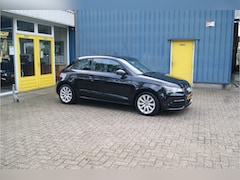 Audi A1 - 1.2 TFSI Connect, Airco, Cruise, Navi, Trekhaak