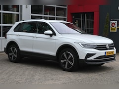 Volkswagen Tiguan - 1.5 TSI 131pk Active | Apple CarPlay | Navi | Camera | Stuur & Stoelvermaring