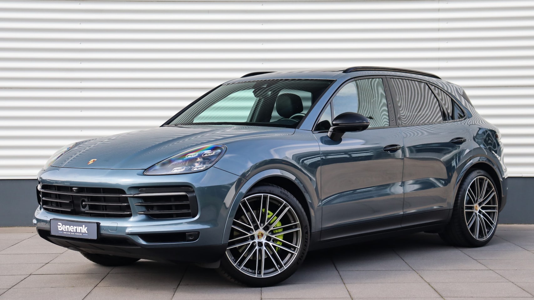 Porsche Cayenne - 3.0 E-Hybrid | Massage | Panoramadak | Stoelventilatie | Nachtzicht-assistent | BOSE Sound - AutoWereld.nl