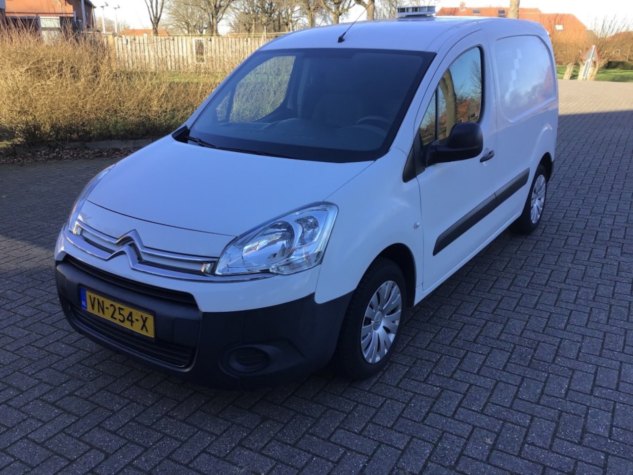 Citroën Berlingo - 1.6 HDI 500 Comfort 1.6 HDI 500 COMFORT - AutoWereld.nl