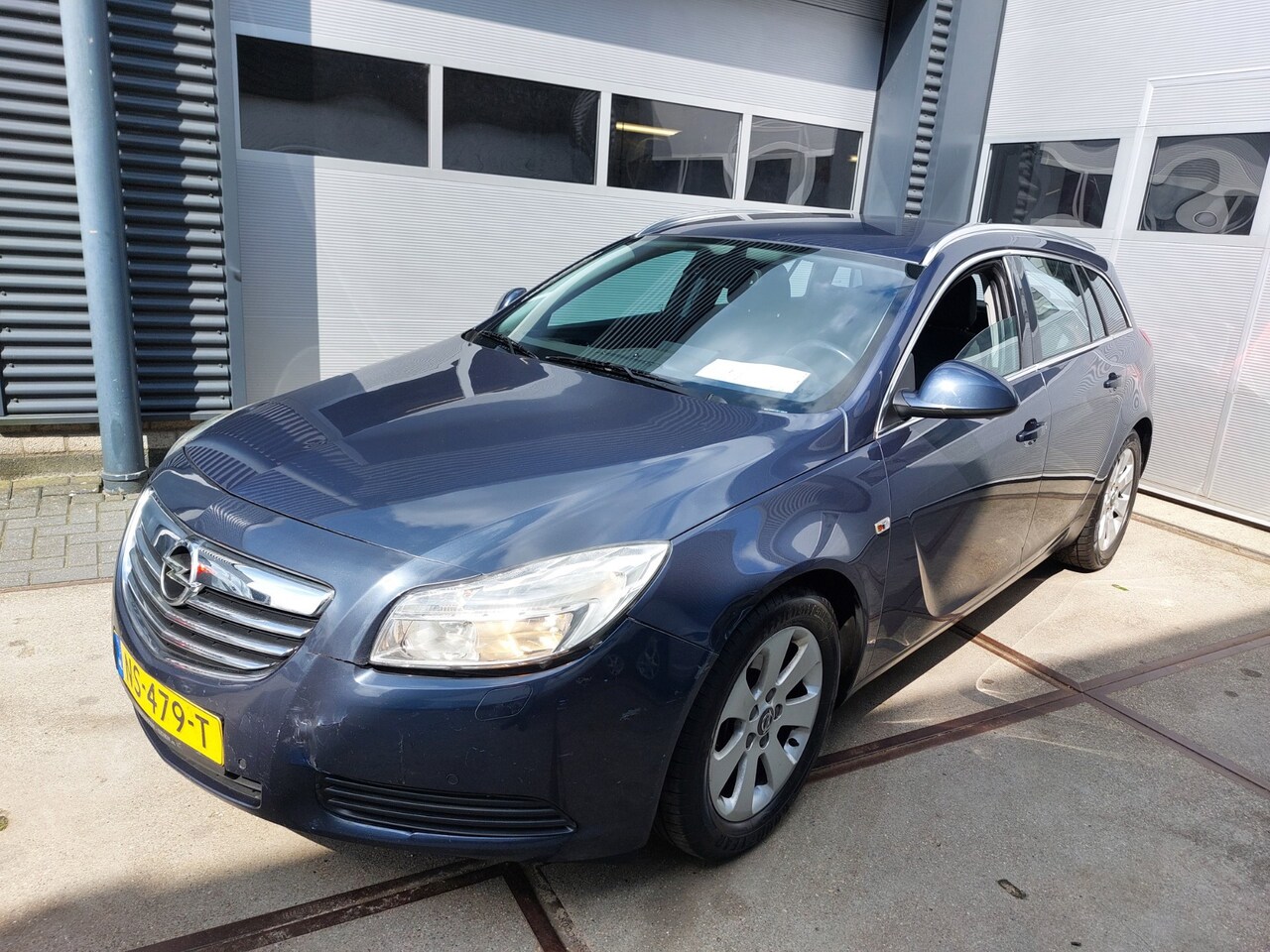 Opel Insignia Sports Tourer - 2.0 CDTI Euro 5 AIRCO /ECC - AutoWereld.nl