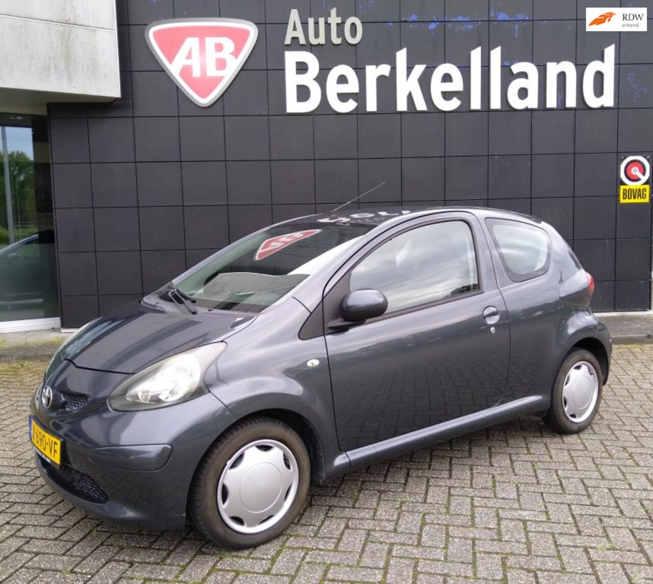 Toyota Aygo - 1.0-12V Airco / Elektrisch pakket - AutoWereld.nl