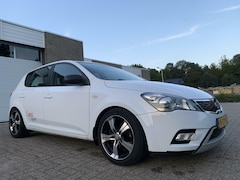 Kia Cee'd - 1.4 CVVT Sport Facelift 5DR NWE APK Airco LM velgen Elektrisch ramen