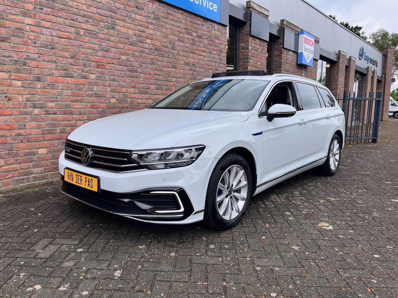 Volkswagen Passat Variant - 1.4 TSI PHEV GTE Business Panoramadak ACC - AutoWereld.nl