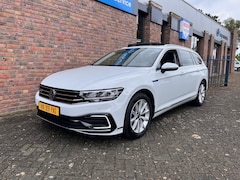 Volkswagen Passat Variant - 1.4 TSI PHEV GTE Business Panoramadak ACC