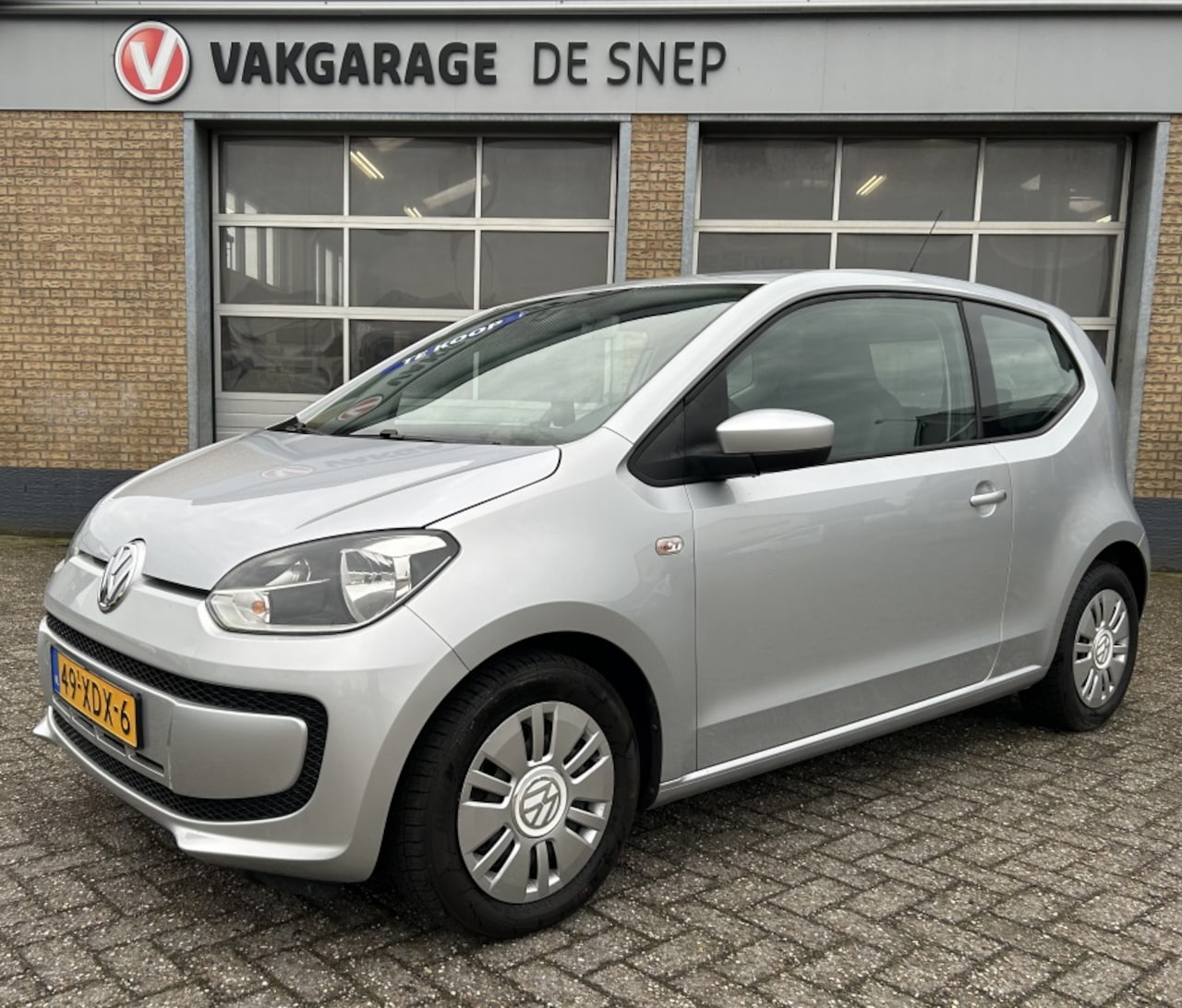 Volkswagen Up! - Airco cruis navigatie elektrische ramen - AutoWereld.nl