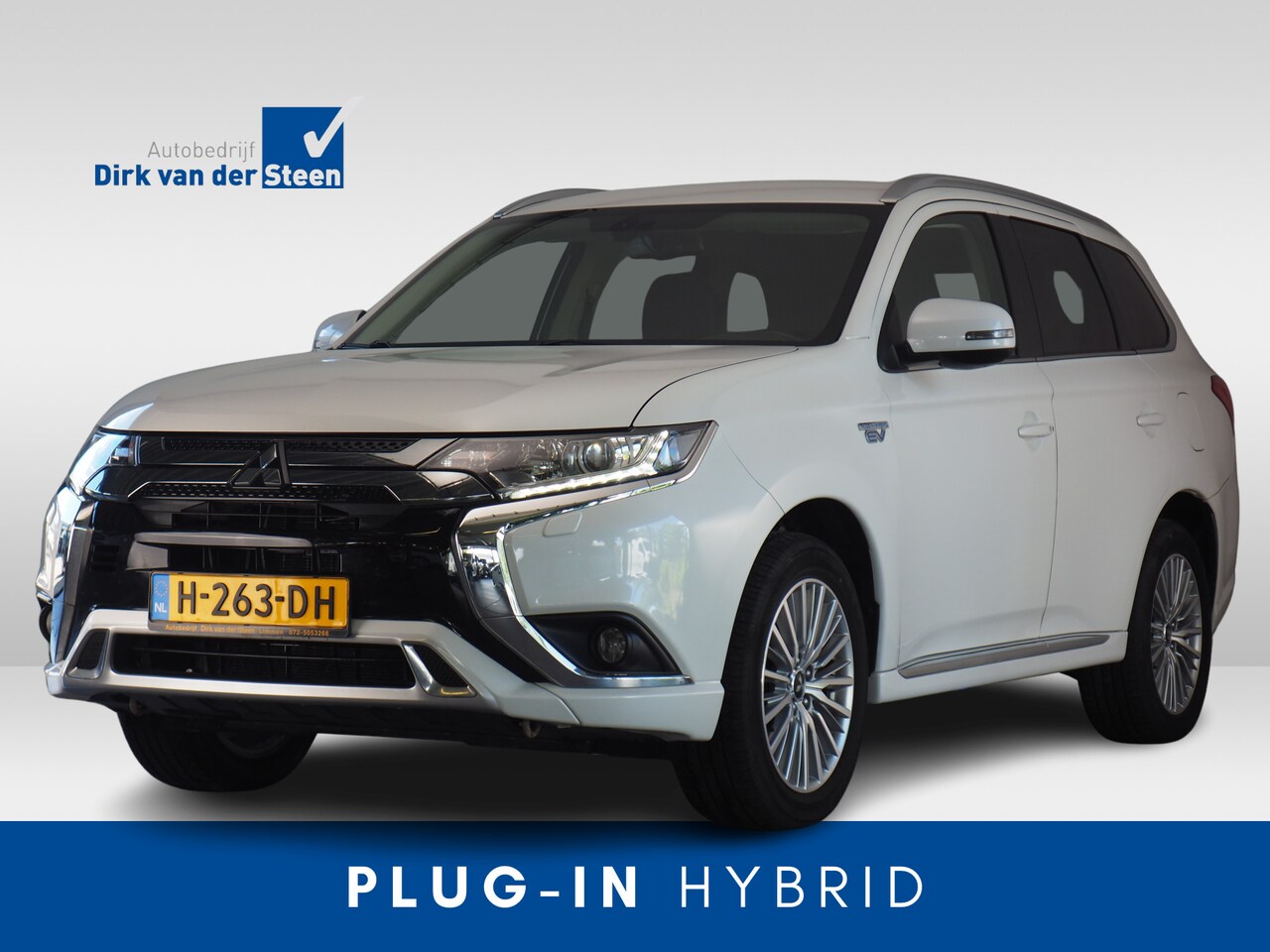 Mitsubishi Outlander - 2.4 PHEV Pure+ | achteruitrijcamera | cruise control - AutoWereld.nl