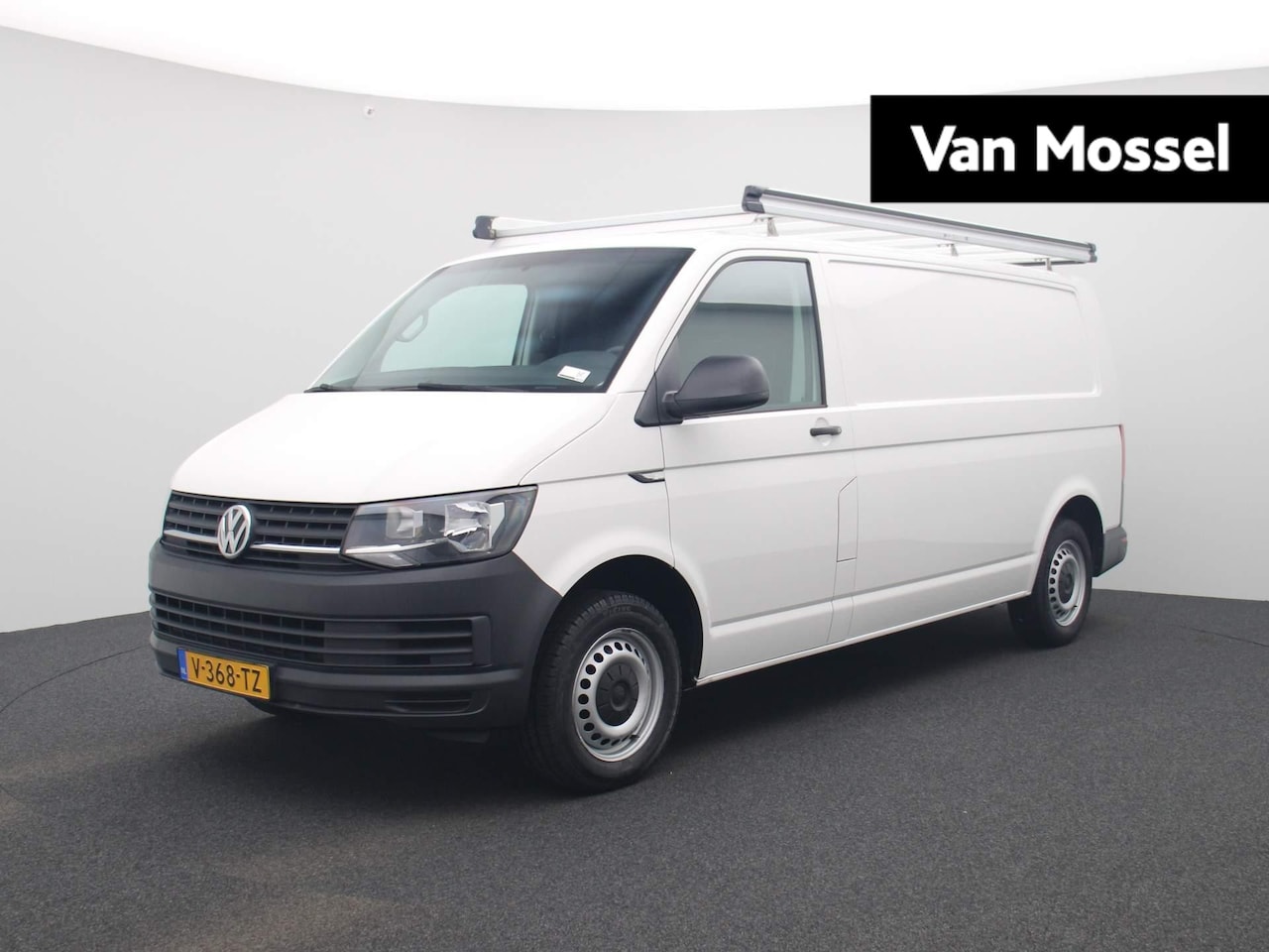 Volkswagen Transporter - 2.0 TDI L2H3 | Airco | Navi | - AutoWereld.nl