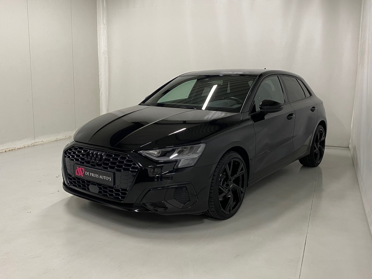 Audi A3 Sportback - 35 TFSI Pro Line Nieuw Model Blackline 19inch ACC Laneassist El.stoel+verwarmd Virtual LM - AutoWereld.nl