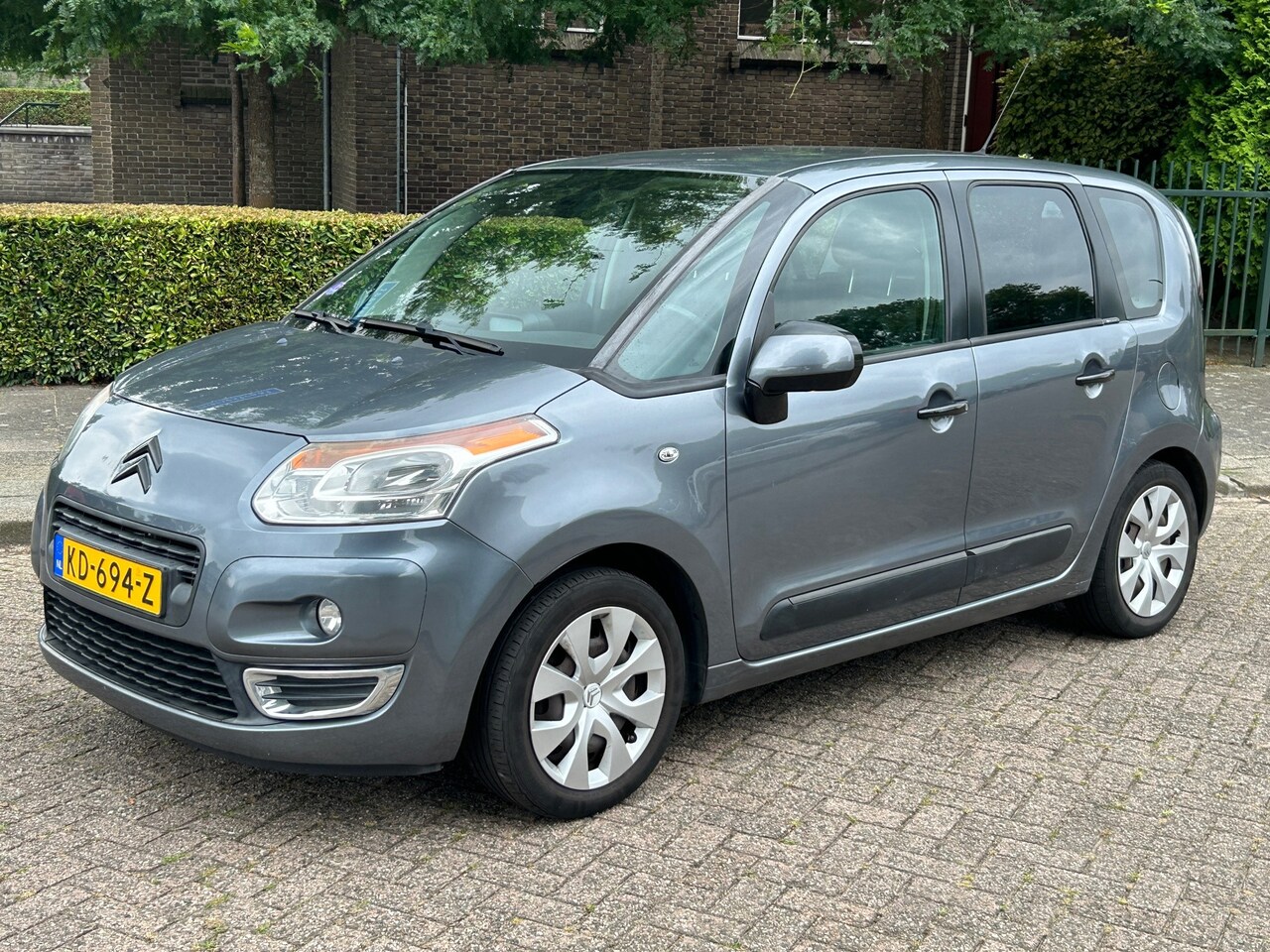 Citroën C3 Picasso - 1.6 VTi Exclusive 2010! Half-leer! Trekhaak! Pdc! Clima! Cruise control! Hoge instap! - AutoWereld.nl