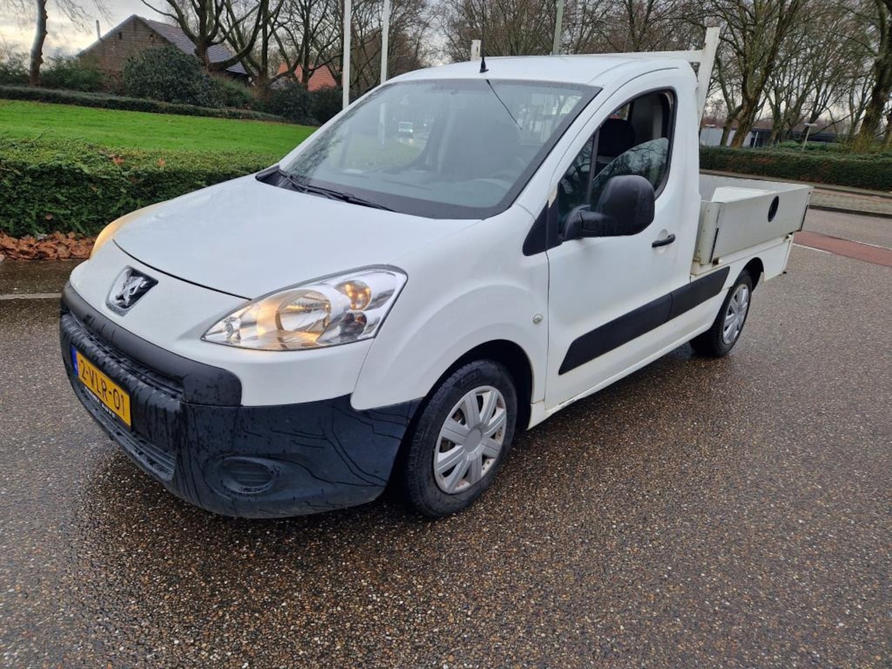 Peugeot Partner - 122 1.6 HDI pick-up,Uniek!! - AutoWereld.nl