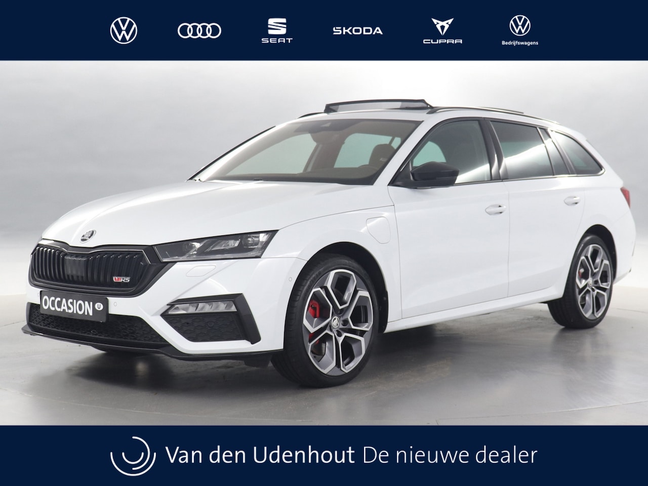 Skoda Octavia Combi - 1.4 TSI iV RS 245pk PHEV Business / Panoramadak / Memory / Adaptive Cruise - AutoWereld.nl