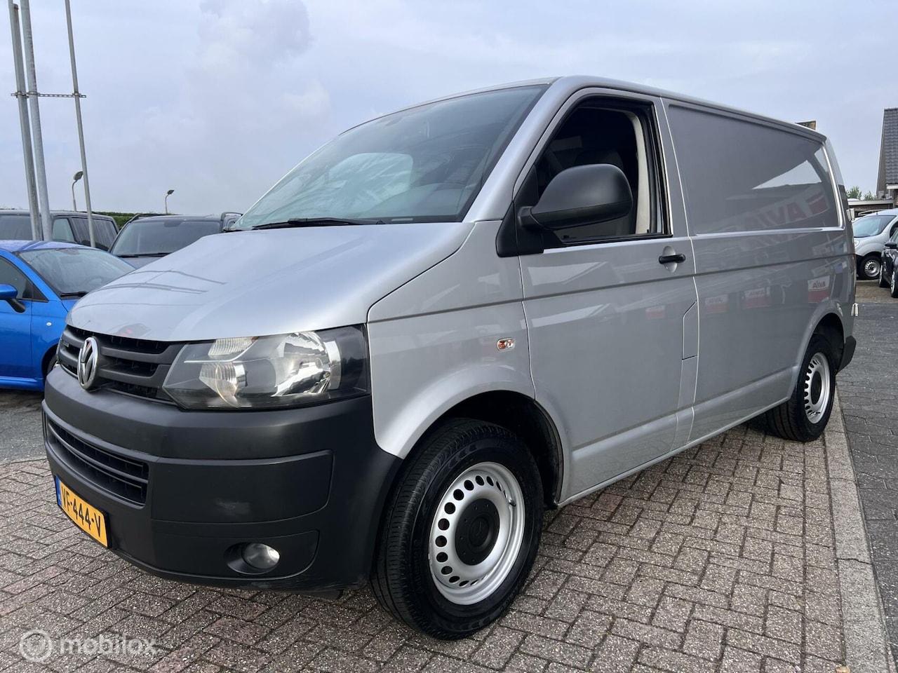 Volkswagen Transporter - 2.0 TDI L1H1 BM T800 2.0 TDI L1H1 BM T800 - AutoWereld.nl