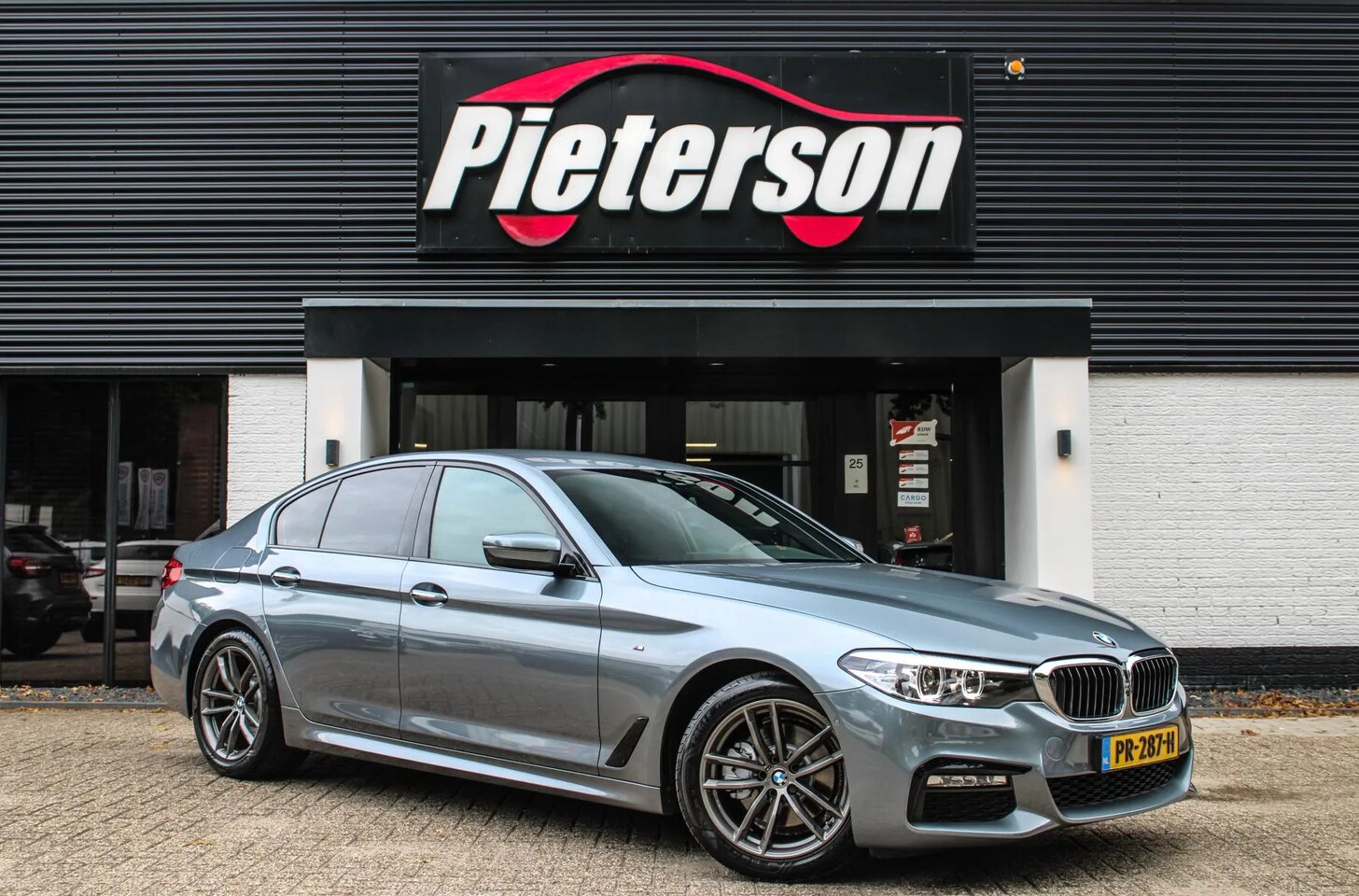 BMW 5-serie - 520d M-Sport NAP H&K SFEERVERLICHTING - AutoWereld.nl