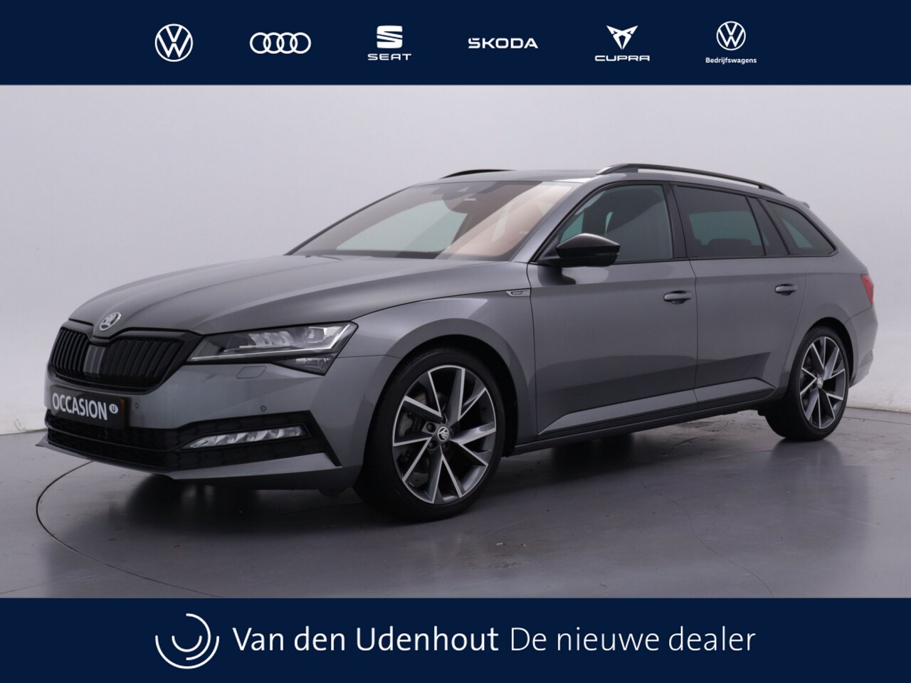 Skoda Superb Combi - 1.5 TSI 150pk Automaat Sportline Business / Panoramadak / Matrix LED - AutoWereld.nl