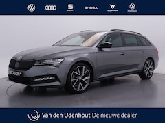 Skoda Superb Combi - 1.5 TSI 150pk Automaat Sportline Business / Panoramadak / Matrix LED / Demonstratievoertui