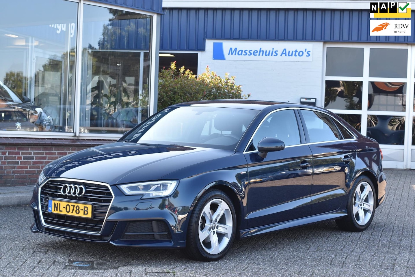 Audi A3 Limousine - 1.0 TFSI Sport S Line Edition 2x S-line Navi LED V+A Halfleer PDC Nwe APK - AutoWereld.nl