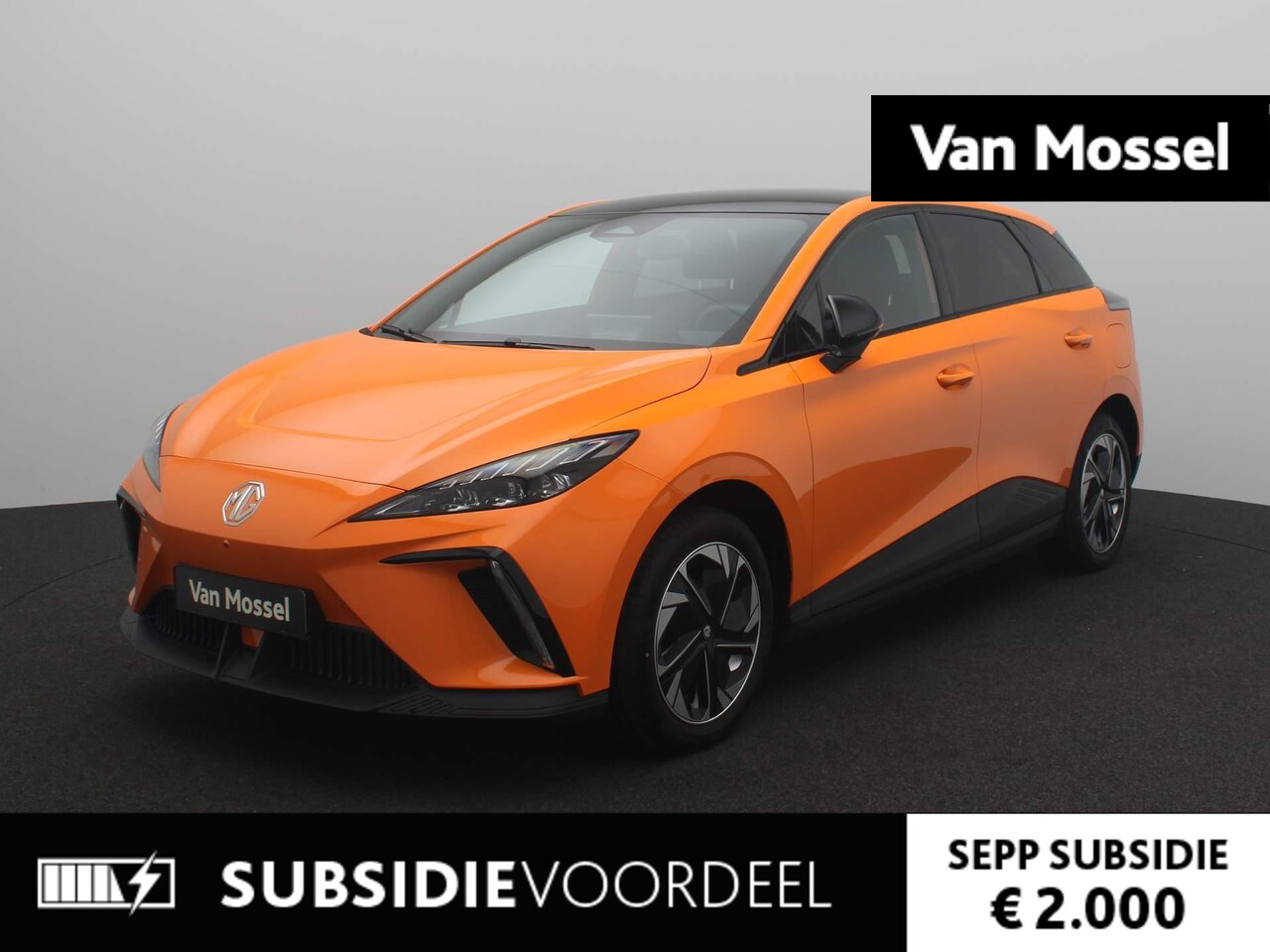 MG 4 - MG4 Luxury 64 kWh Long Range | Demo voordeel | Navigatie | Stoel & Stuurverwarming | 3-Fas - AutoWereld.nl