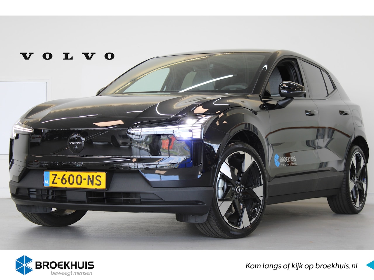 Volvo EX30 - Extended Range 272PK Ultra 69kWh | Black Pack | Mist | 20'' | Panoramadak | Getint glas - AutoWereld.nl