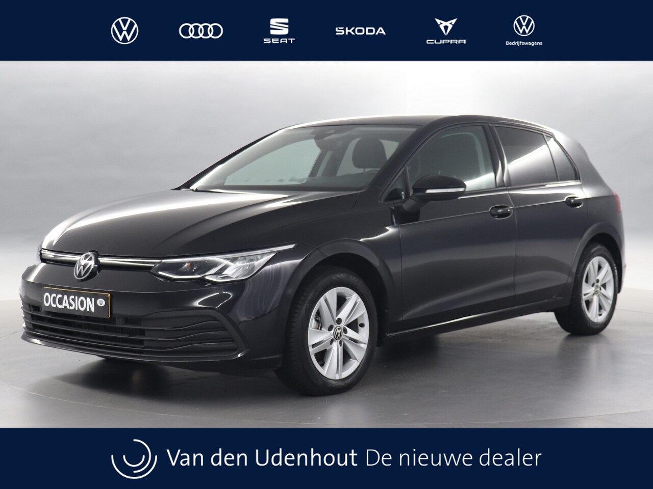 Volkswagen Golf - 1.0 eTSI Life 110pk Business / Navigatie / Camera / Stoel/Stuurverwarming - AutoWereld.nl